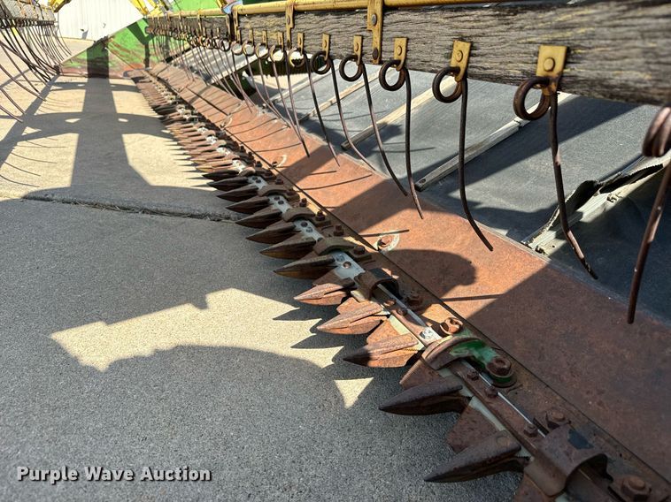 image for item MS9820 John Deere  800 swather / windrower