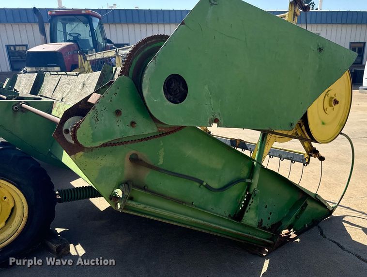 image for item MS9820 John Deere  800 swather / windrower