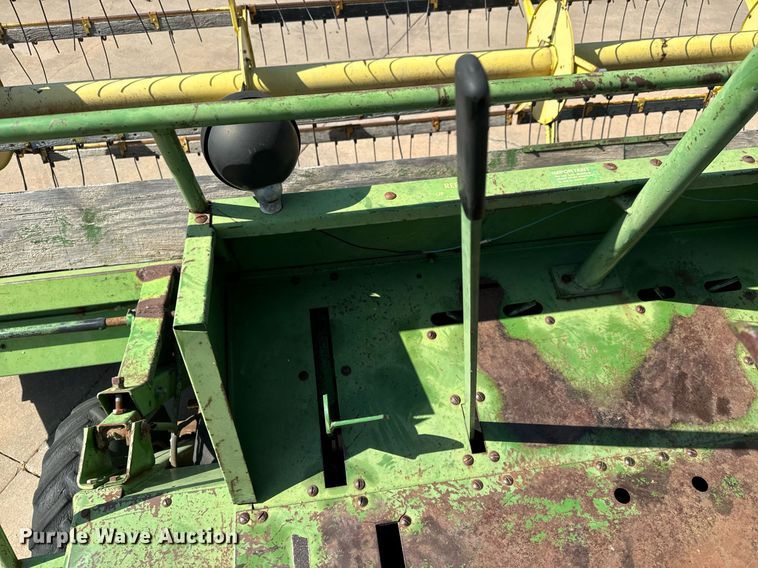image for item MS9820 John Deere  800 swather / windrower