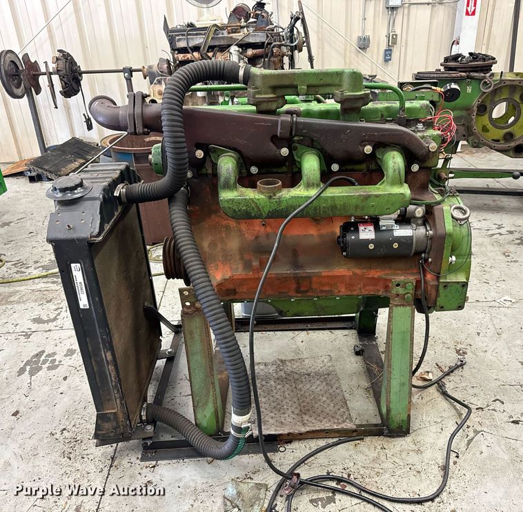 image for item MS9822 John Deere 404D power unit