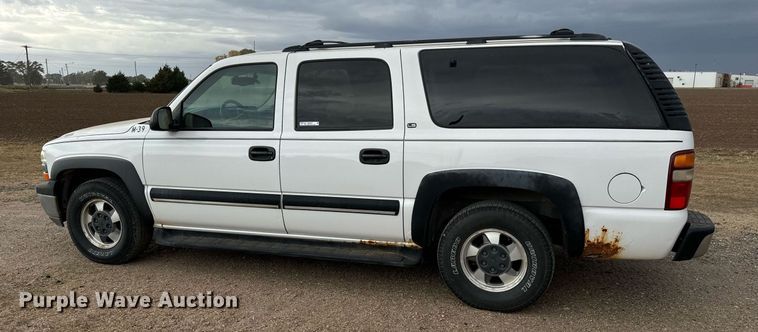 image for item MS9847 2001 Chevrolet  Suburban K1500 SUV
