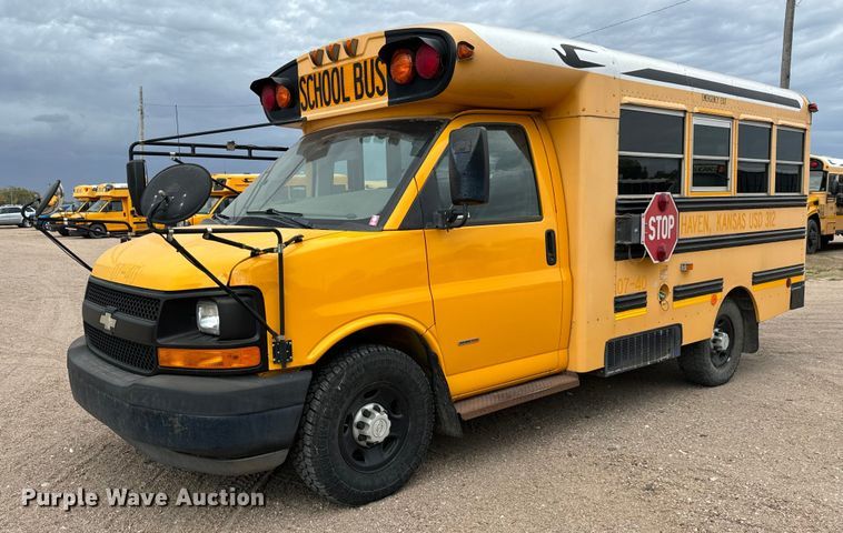 image for item MS9848 2007 Chevrolet Express G3500 school bus