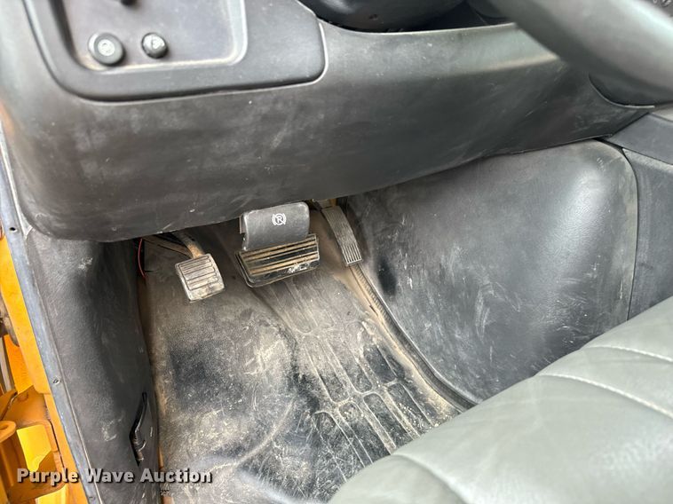 image for item MS9848 2007 Chevrolet Express G3500 school bus