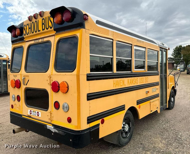 image for item MS9849 2007 Chevrolet Express G3500 school bus