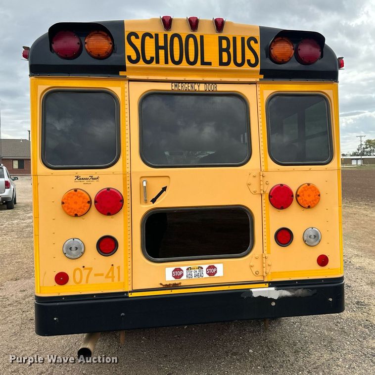 image for item MS9849 2007 Chevrolet Express G3500 school bus