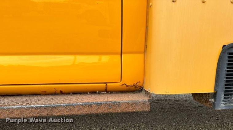 image for item MS9849 2007 Chevrolet Express G3500 school bus