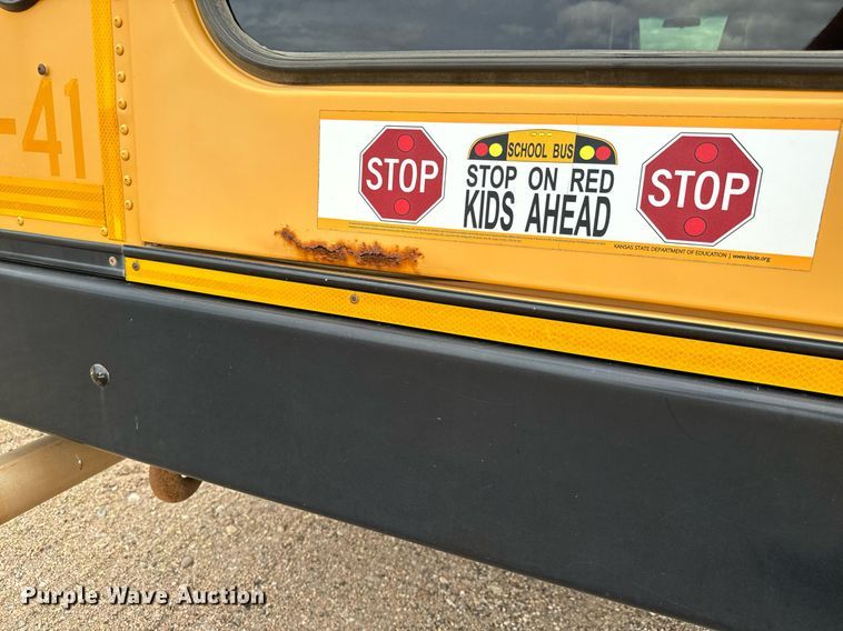 image for item MS9849 2007 Chevrolet Express G3500 school bus