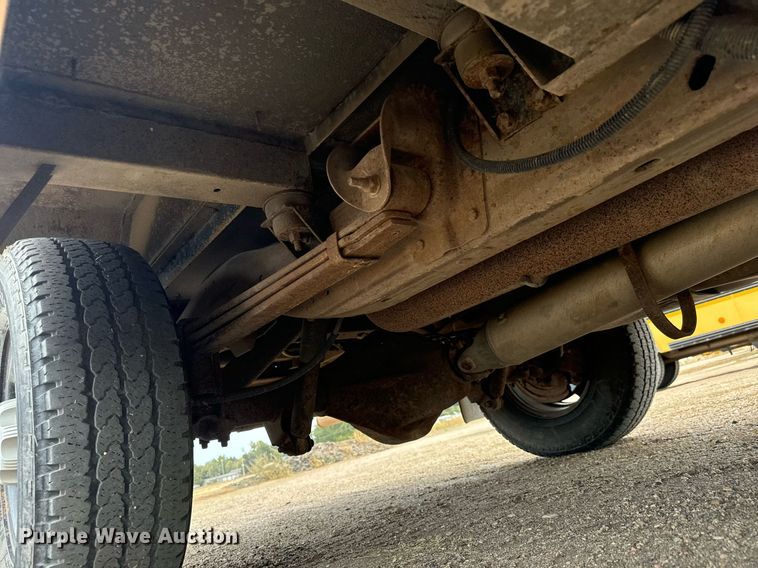 image for item MS9849 2007 Chevrolet Express G3500 school bus