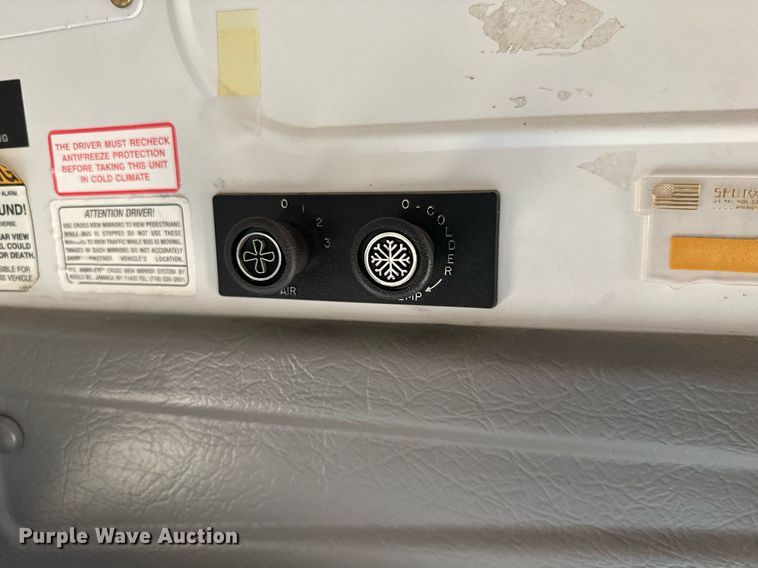 image for item MS9849 2007 Chevrolet Express G3500 school bus