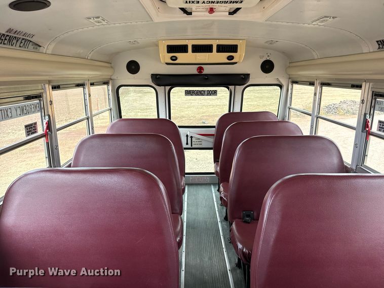 image for item MS9849 2007 Chevrolet Express G3500 school bus