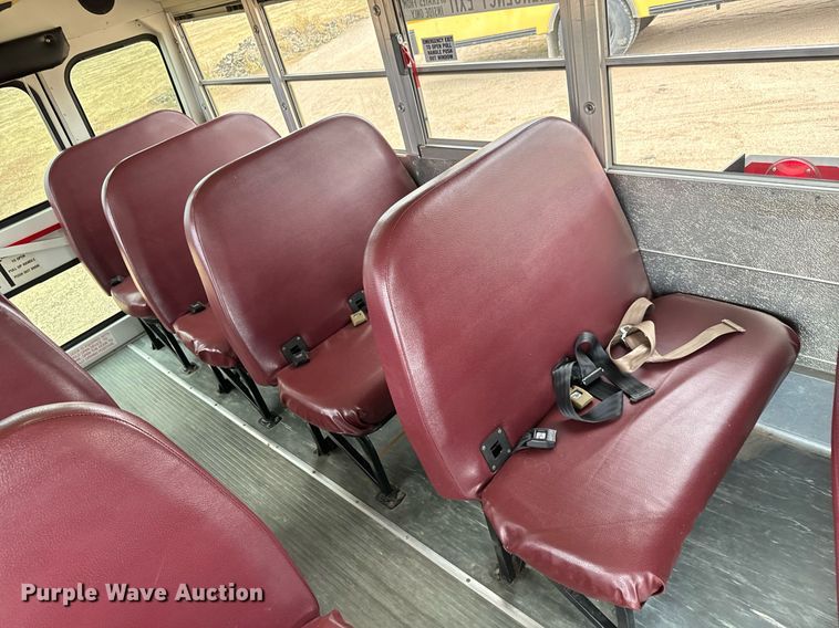 image for item MS9849 2007 Chevrolet Express G3500 school bus