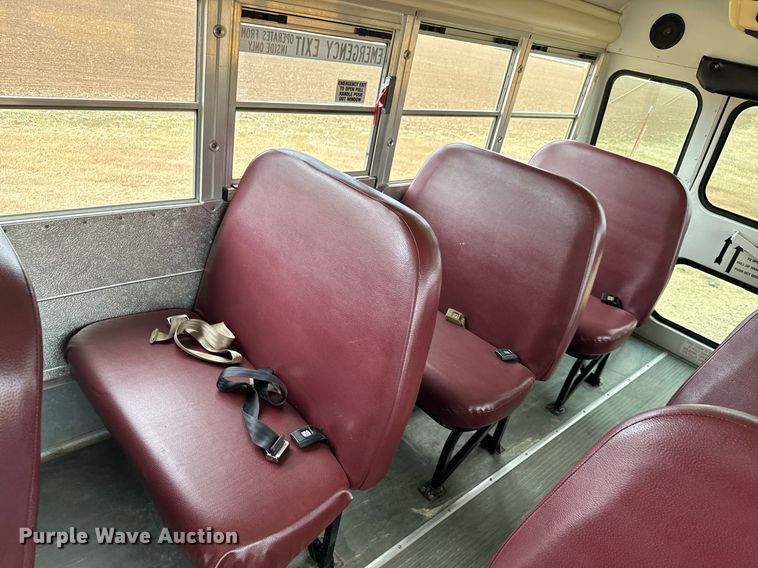 image for item MS9849 2007 Chevrolet Express G3500 school bus