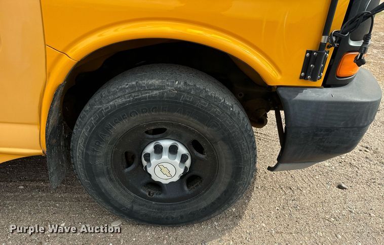 image for item MS9849 2007 Chevrolet Express G3500 school bus