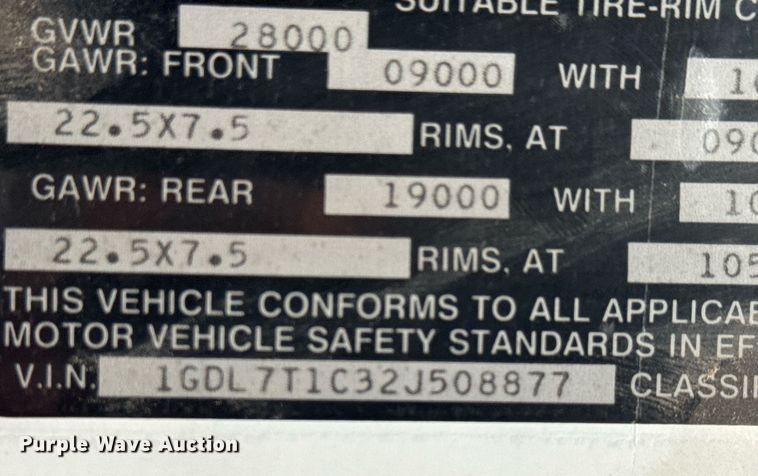 image for item MS9850 2003 Blue Bird CV 20 school bus