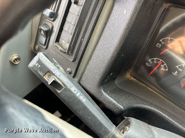 image for item MS9851 2010 Blue Bird  Vision CV2311S school bus