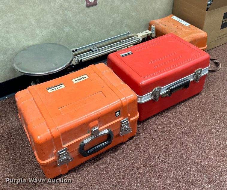 image for item MS9852 Surveying equipment 