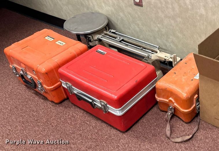 image for item MS9852 Surveying equipment 