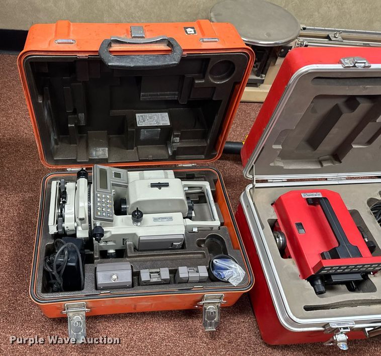 image for item MS9852 Surveying equipment 