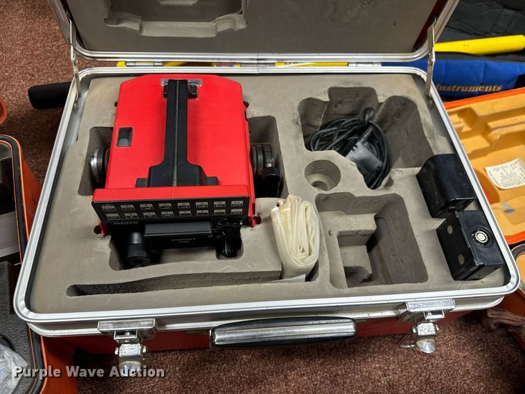 image for item MS9852 Surveying equipment 