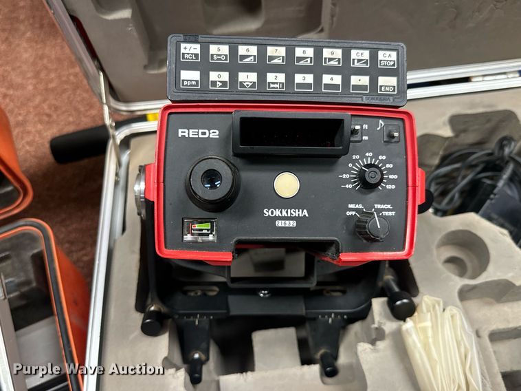 image for item MS9852 Surveying equipment 