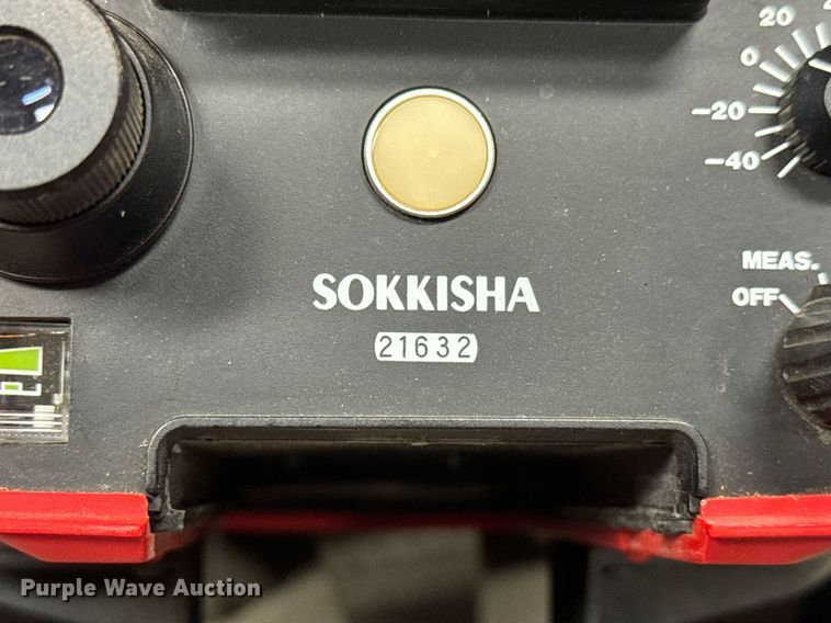 image for item MS9852 Surveying equipment 