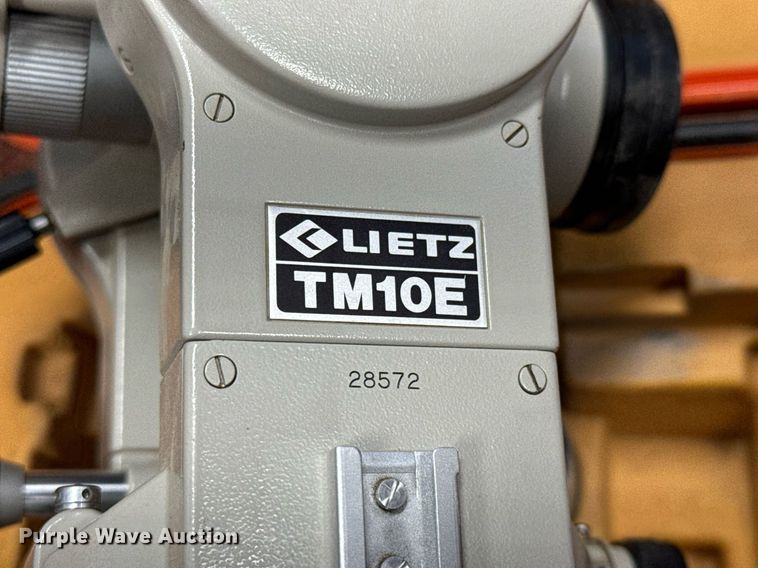 image for item MS9852 Surveying equipment 