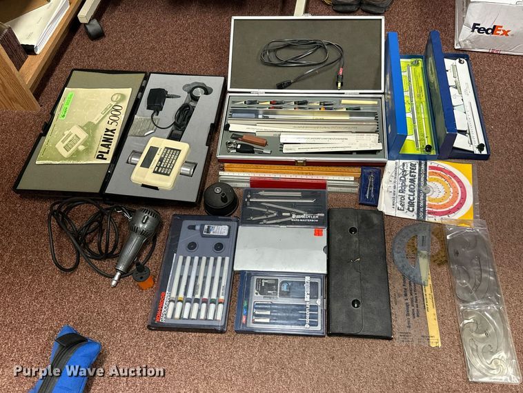 image for item MS9852 Surveying equipment 