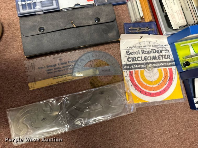 image for item MS9852 Surveying equipment 