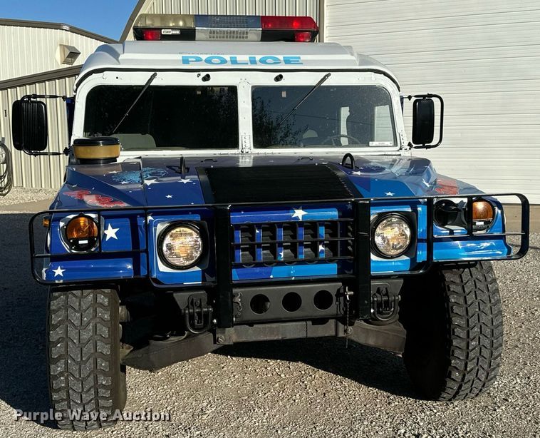 image for item MS9863 1990 AM General  HMMWV SUV