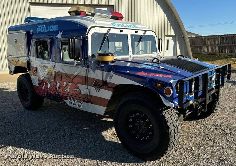 image for item MS9863 1990 AM General  HMMWV SUV