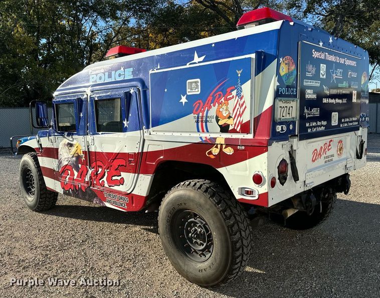 image for item MS9863 1990 AM General  HMMWV SUV