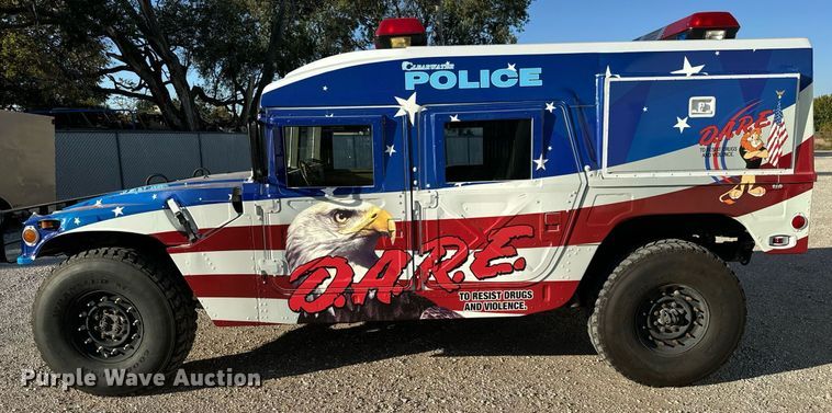 image for item MS9863 1990 AM General  HMMWV SUV