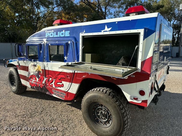 image for item MS9863 1990 AM General  HMMWV SUV