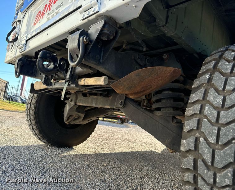 image for item MS9863 1990 AM General  HMMWV SUV