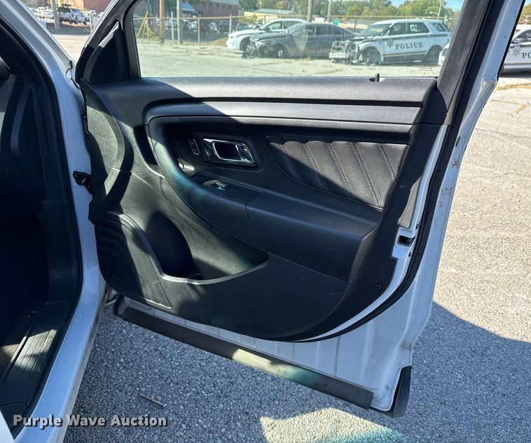 image for item NO9510 2015 Ford Taurus Police Interceptor