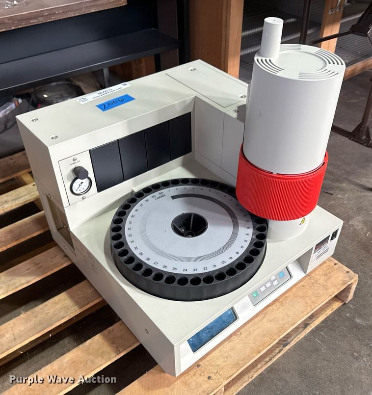 image for item NO9515 Perkin Elmer  HS 40XL Headspace Sampler 