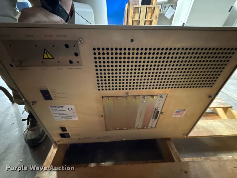 image for item NO9515 Perkin Elmer  HS 40XL Headspace Sampler 