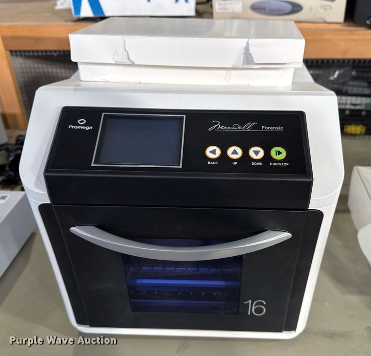 image for item NO9517 Promega Maxwell 16 Forensic AS3060 DNA extractor