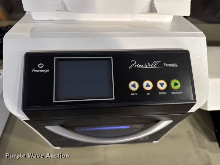 image for item NO9517 Promega Maxwell 16 Forensic AS3060 DNA extractor