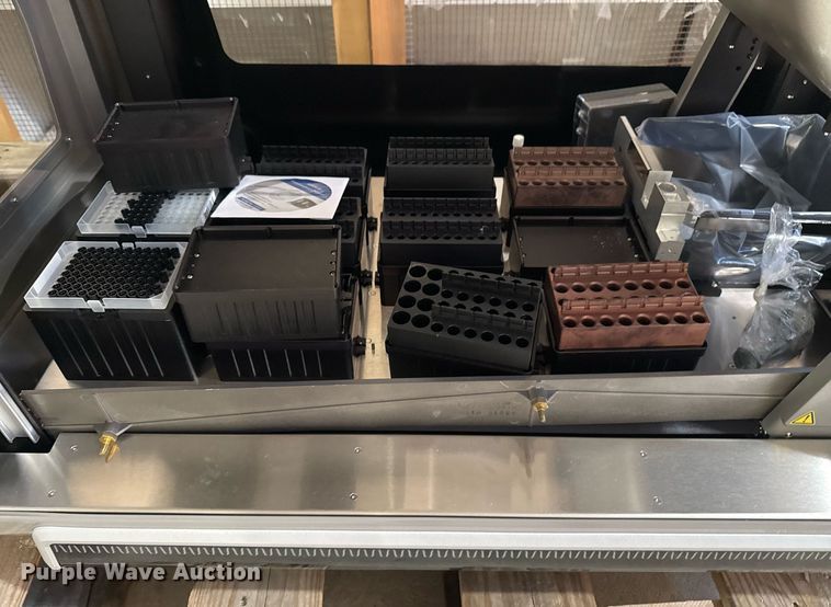 image for item NO9519 Hamilton MicroLab Nimbus digital drybath