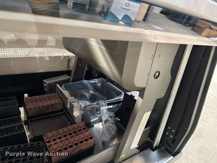 image for item NO9519 Hamilton MicroLab Nimbus digital drybath