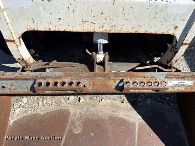 image for item NO9541 1994 Bobcat 743B skid steer loader