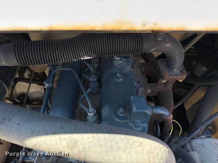 image for item NO9541 1994 Bobcat 743B skid steer loader