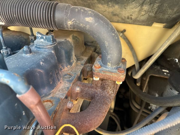 image for item NO9541 1994 Bobcat 743B skid steer loader