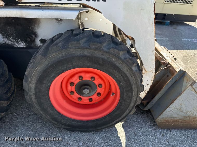 image for item NO9541 1994 Bobcat 743B skid steer loader