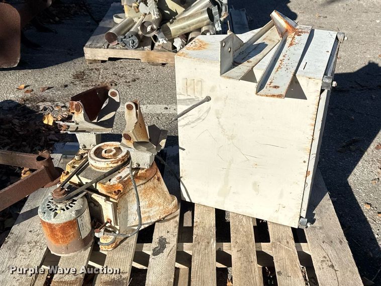 image for item NO9543 Tools