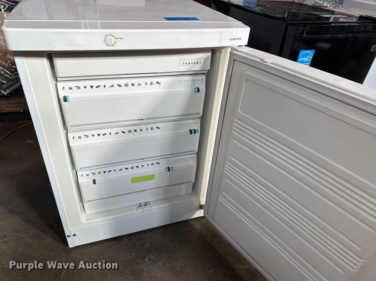 image for item NO9551 (3) mini freezers