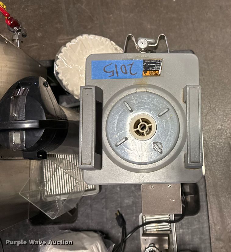 image for item NO9553 Bunn  servers