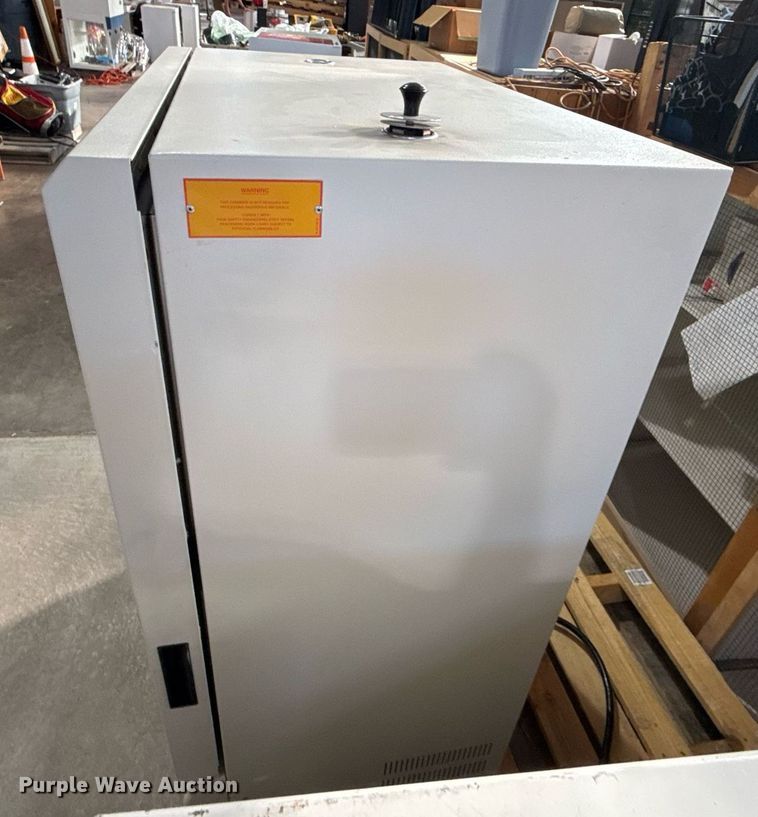 image for item NO9556 Lindberg gravity convection lab oven