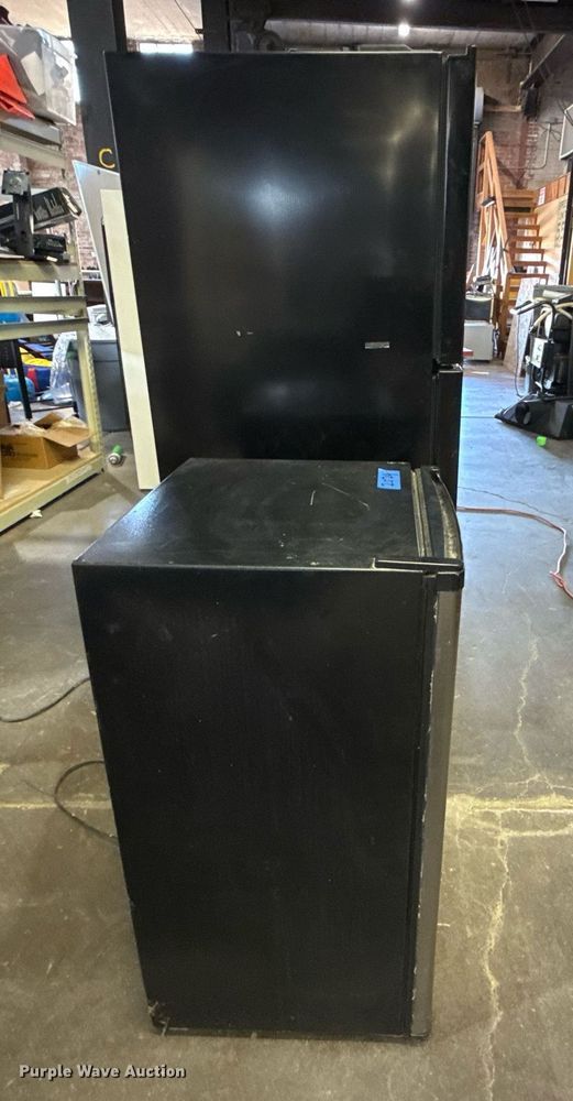 image for item NO9560 (3) refrigerators